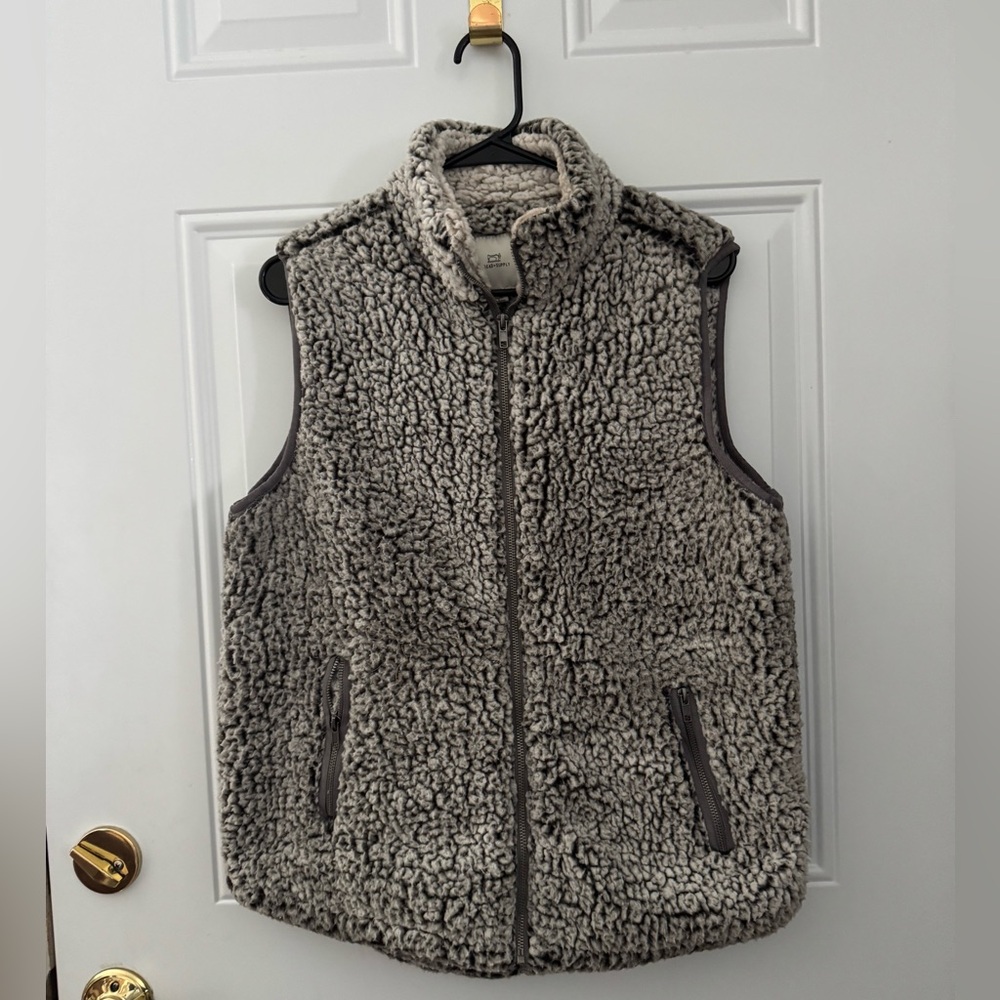 Thread & Supply Gray Sherpa Vest